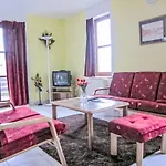 Valley Park 19 By Interhome